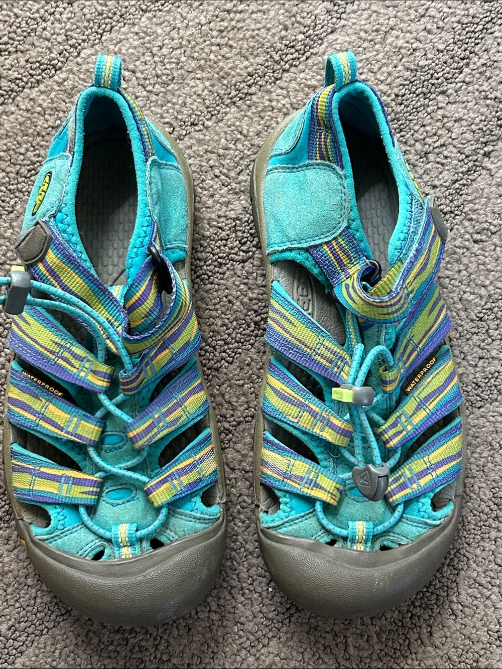 KEEN Newport H2  Hiking Sandals Big Kids Size 4